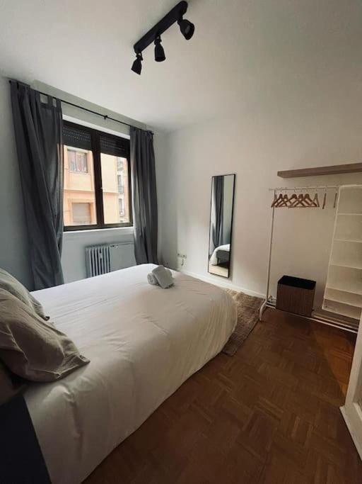 Amplio Y Centrico Apt Para 9Px En La Latina/Rastro Madrid Eksteriør billede