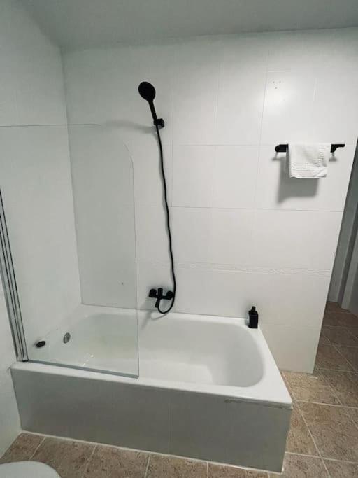 Amplio Y Centrico Apt Para 9Px En La Latina/Rastro Madrid Eksteriør billede